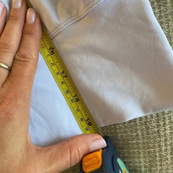 Lululemon Women’s It’s Rulu 1/2 Zip Pullover Top in Periwinkle Fit M Activewear - Picture 8 of 8